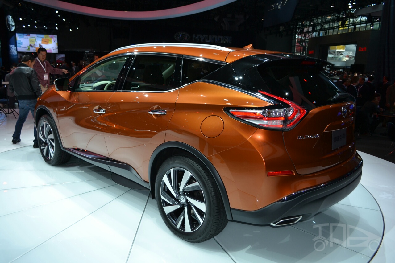 2015 Nissan Murano rear three quarters at 2014 New York Auto Show