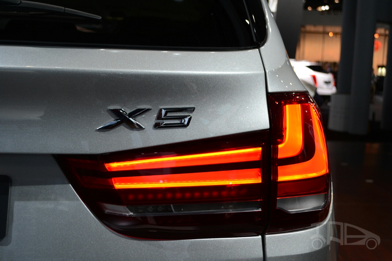 BMW Concept X5 eDrive at 2014 New York Auto Show - logo