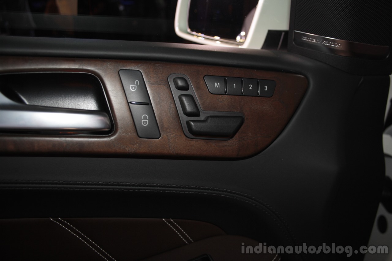 Mercedes GL63 AMG seat controls