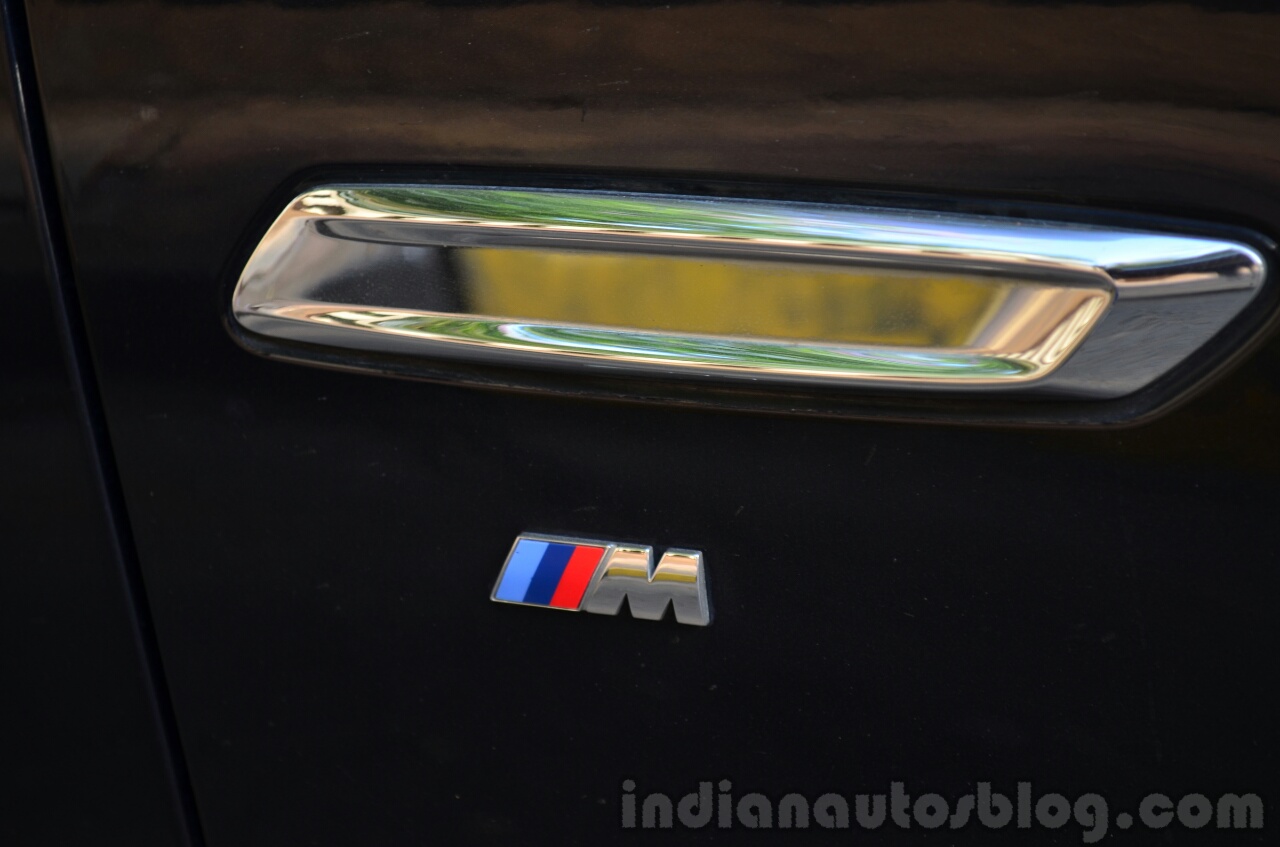 2014 BMW 530d M Sport Review M badge fender