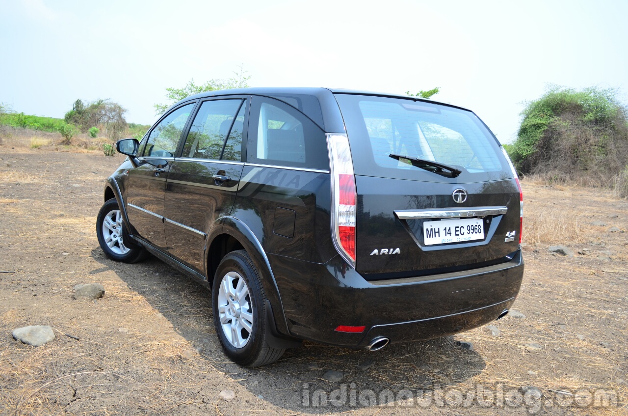 2014 Tata Aria Review rear profile