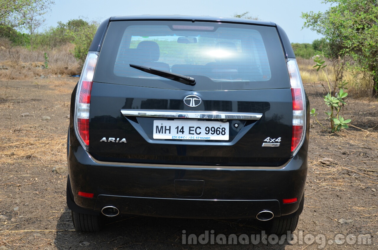 2014 Tata Aria Review rear