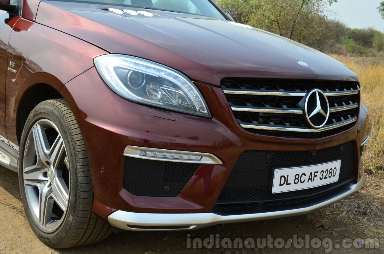 Mercedes-Benz ML 63 AMG Review front fascia