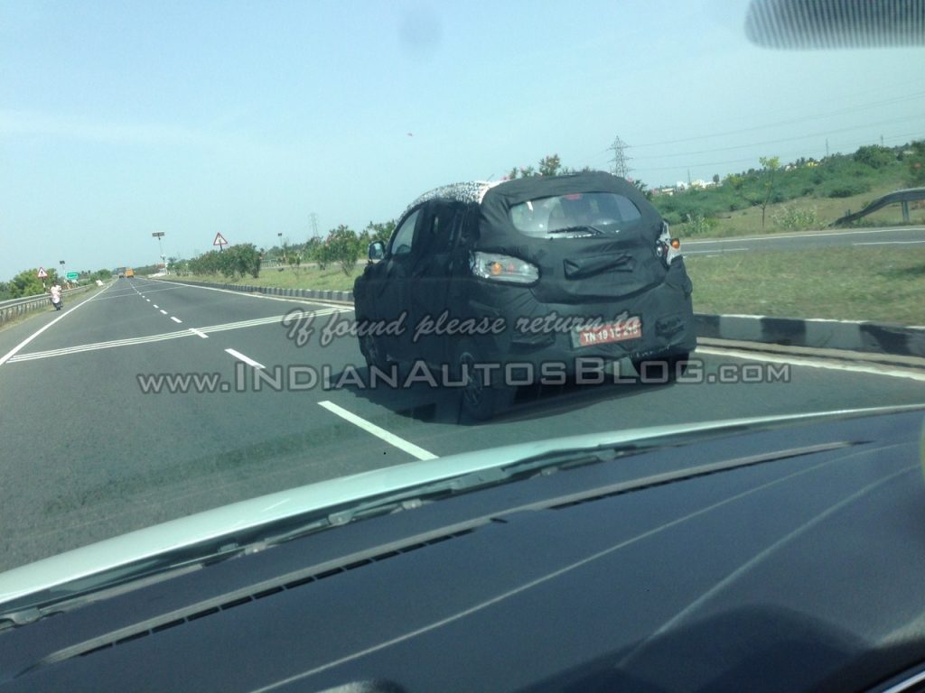 Mahindra S101 spied rear left three quarters