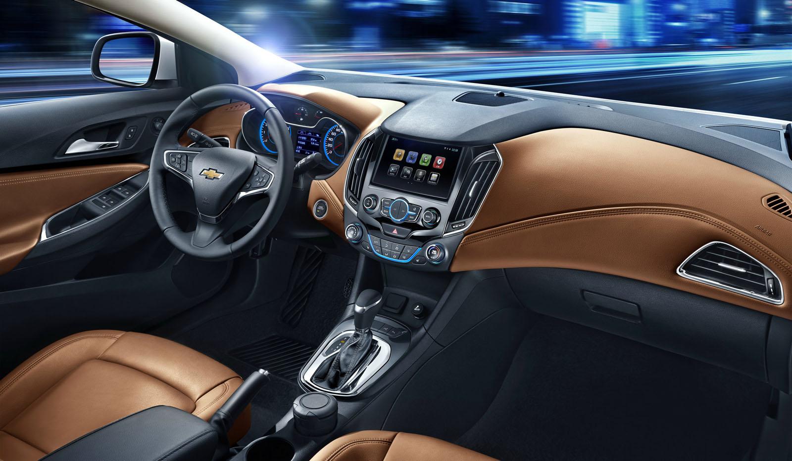 2015 Chevrolet Cruze S Interior Revealed