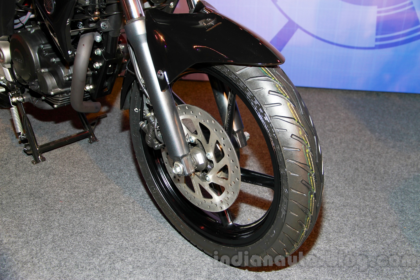 yamaha fz bike tyre price