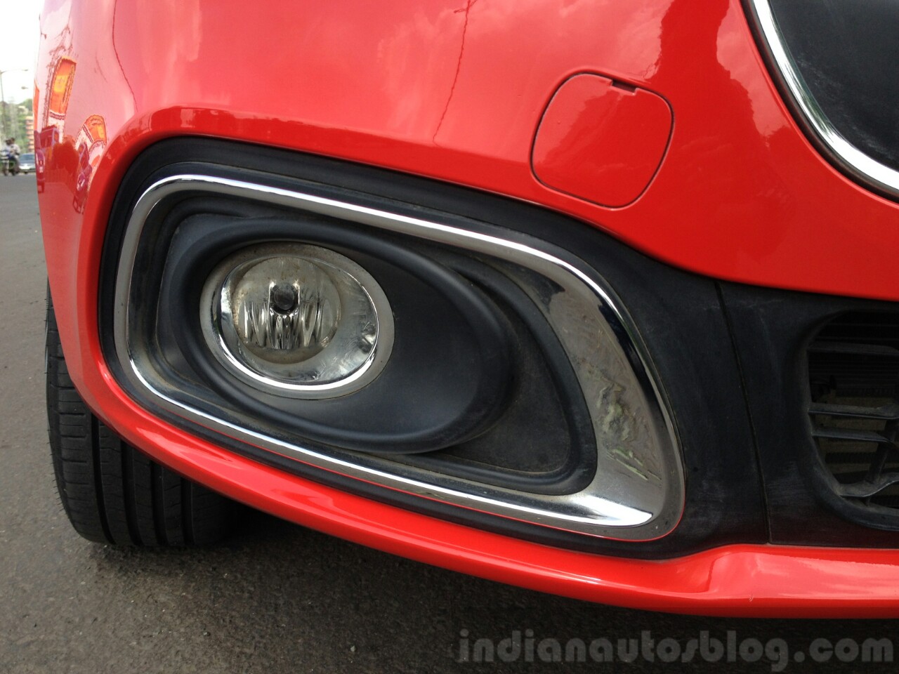 2014 Fiat Punto Evo Sport live foglight