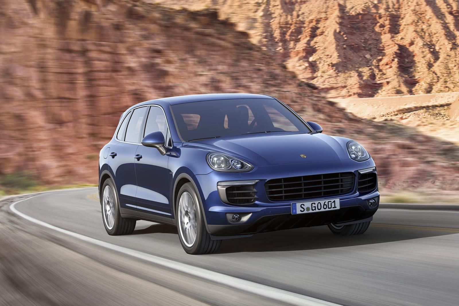 2015 Porsche Cayenne Facelift Revealed With New Engine