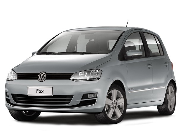 https://img.indianautosblog.com/2014/07/2015-VW-Fox-facelift-front.jpg