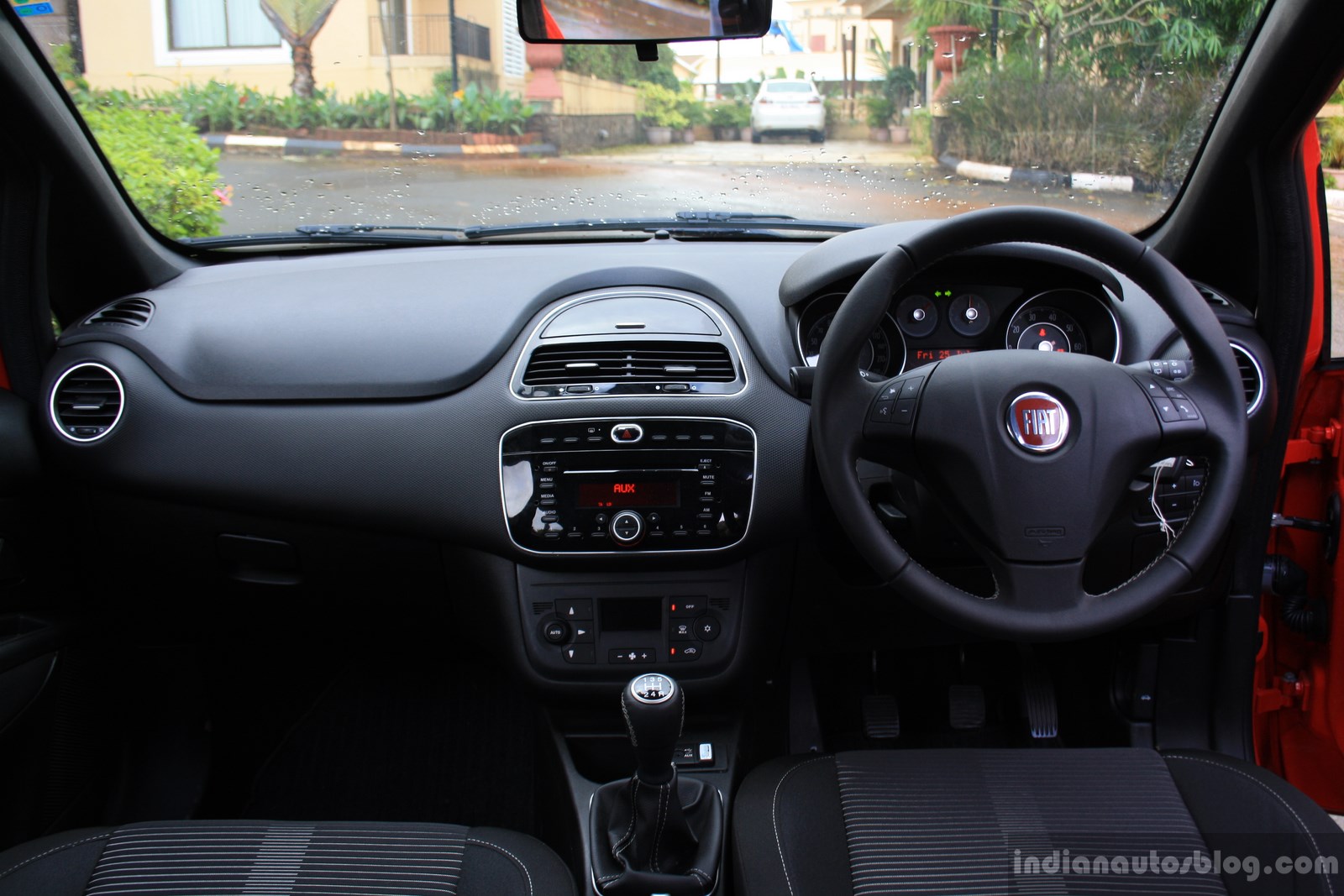 Fiat Punto Evo Sport 90 HP diesel review dash