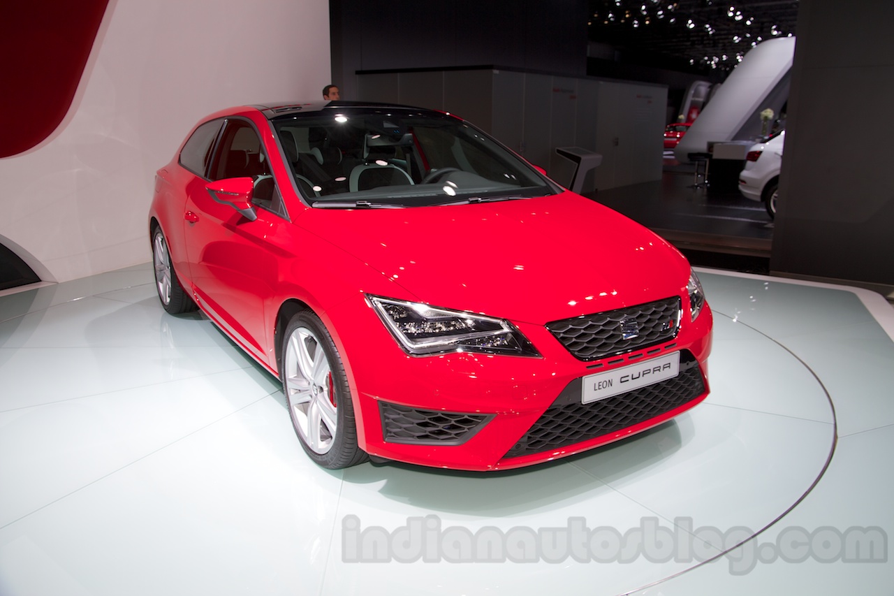 https://img.indianautosblog.com/2014/08/2014-Seat-Leon-Cupra-front-three-quarter-right-at-the-Moscow-Motor-Show-2014.jpg