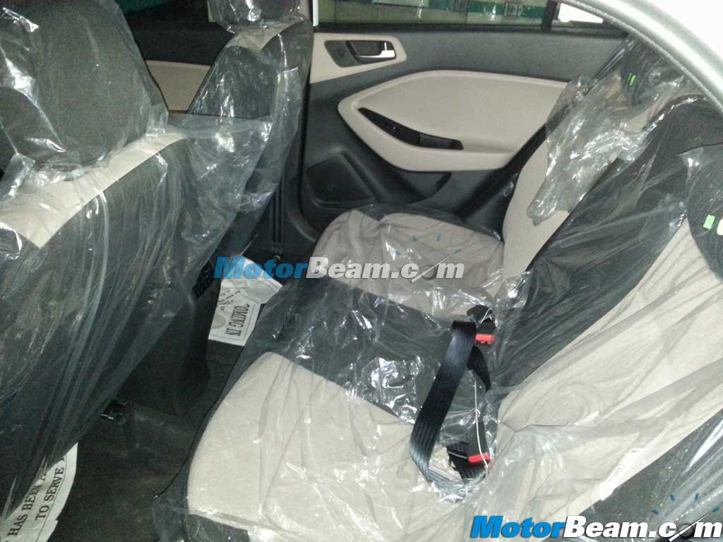 Hyundai Elite I20 S Rear Seat Boot Snapped