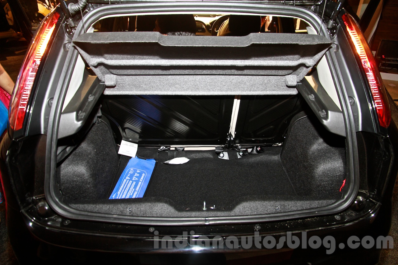 Fiat Punto Evo boot at the launch