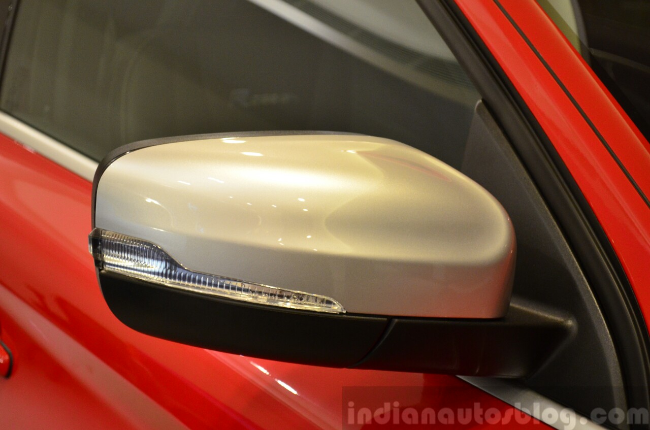 Volvo XC60 RDesign India wing mirror