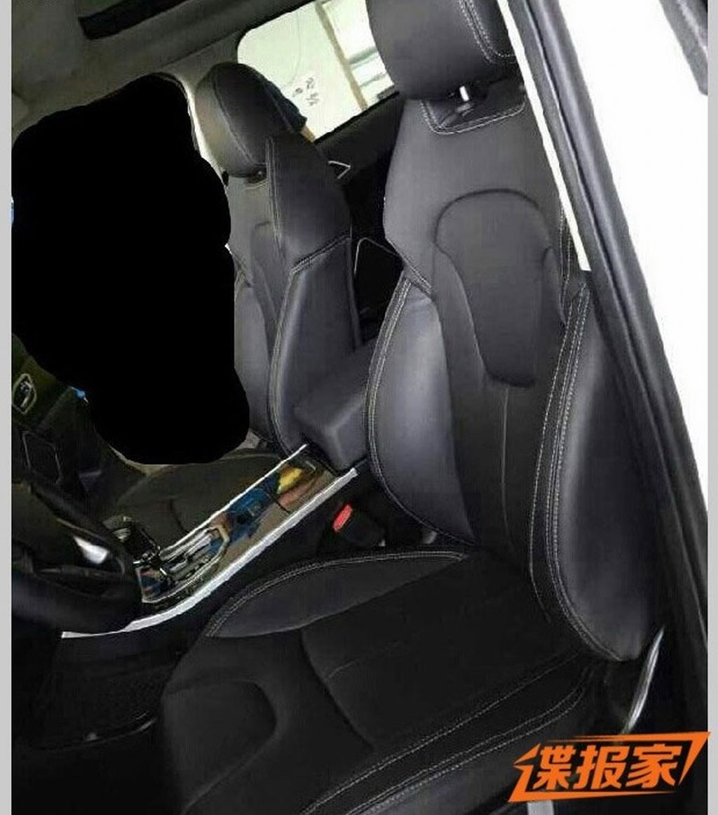 Landwind x7 clone evoque spied seats