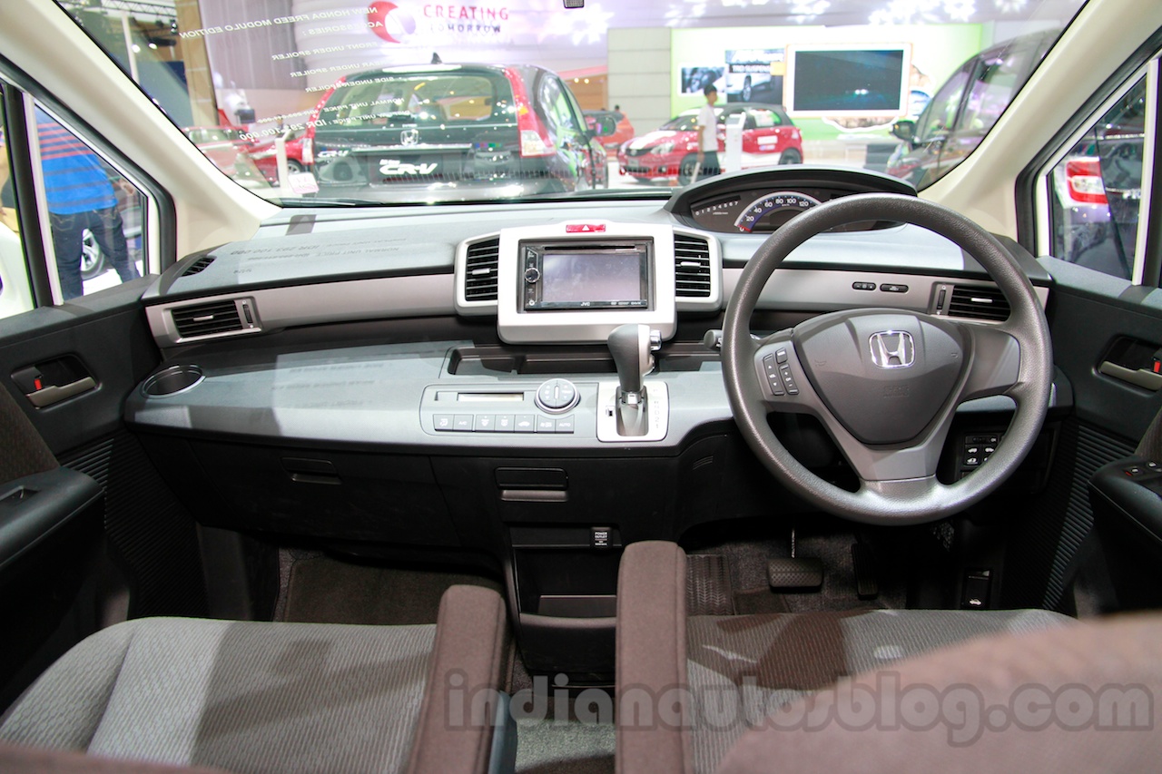 Honda Freed Mini Mpv Gets Variant Updates Iims Live