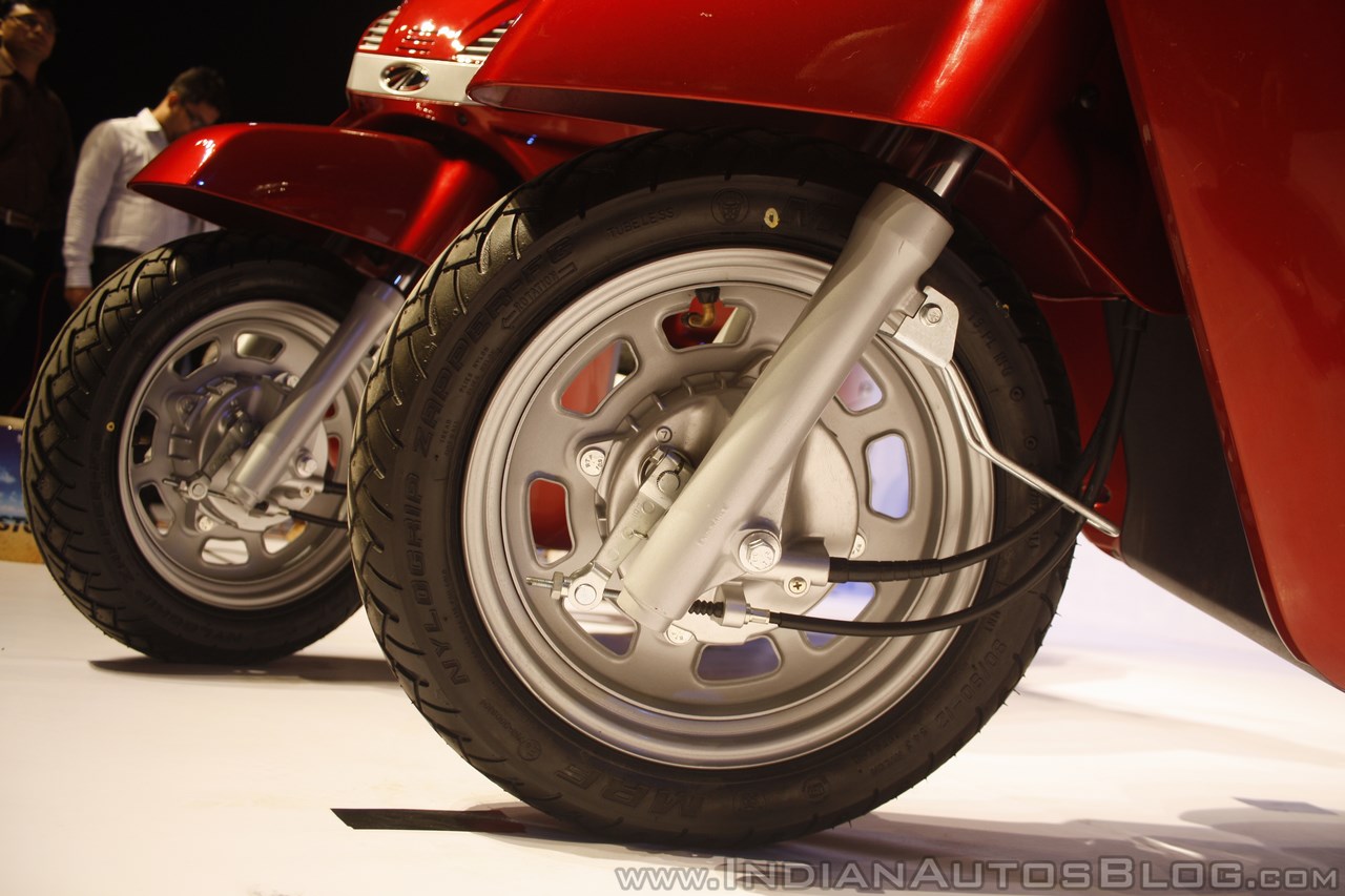 Mahindra Gusto launch front wheel