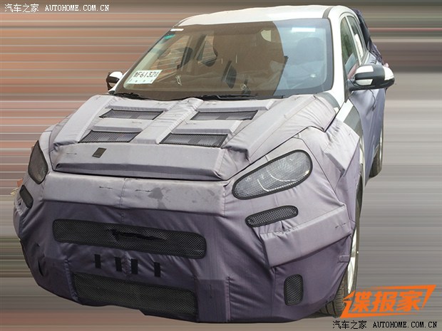 Kia Mini SUV front based on Hyundai ix25