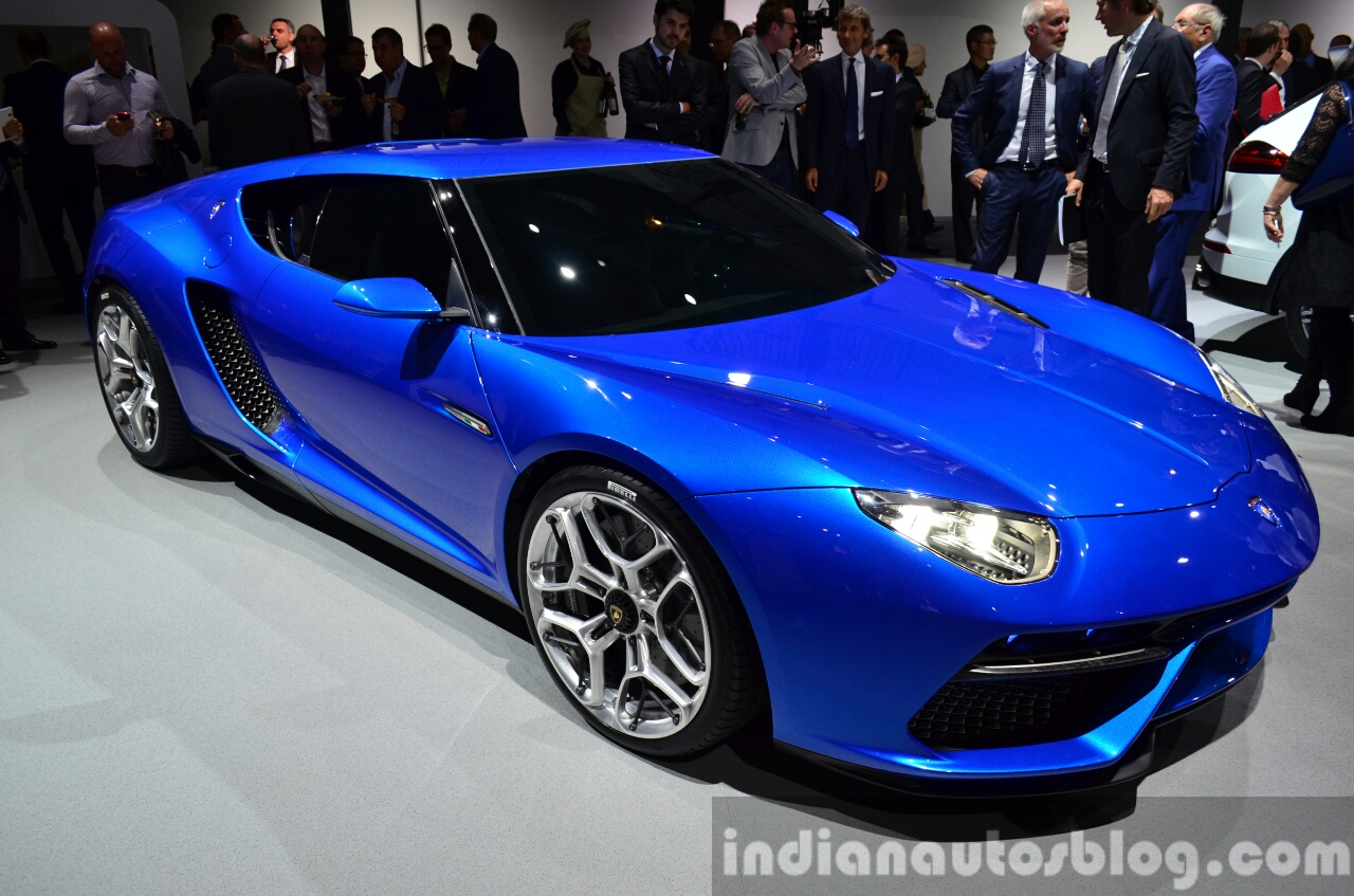 Lamborghini Asterion LPI 910-4 - Paris Live