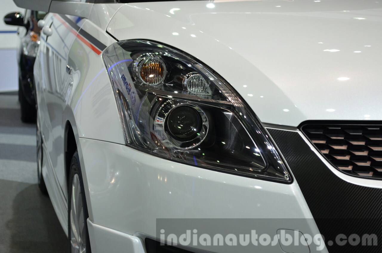 2015 Suzuki Swift RX headlamp at the 2014 Thailand International Motor Expo