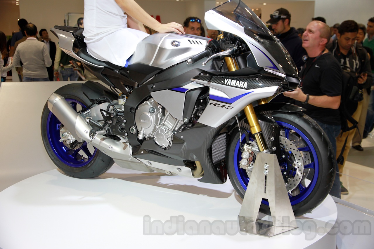 2014 Yamaha R1 Specifications Pictures