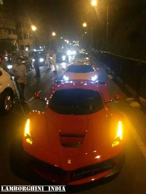 Ferrari LaFerrari spotted on Mumbai roads