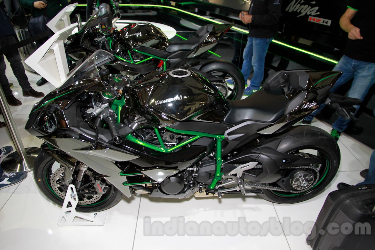 Ninja h2 best sale on road price