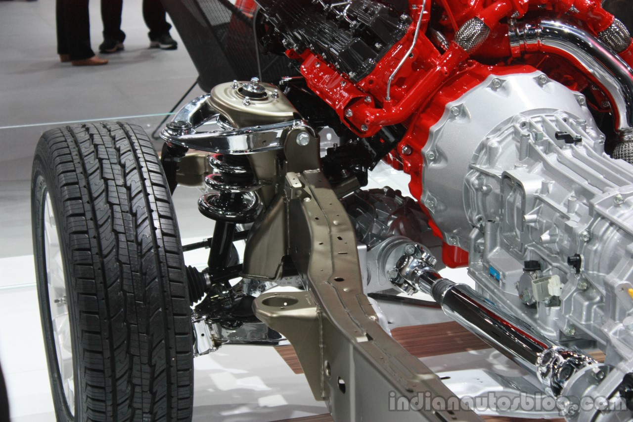 2016 Nissan Titan XD chassis view at the 2015 Detroit Auto Show