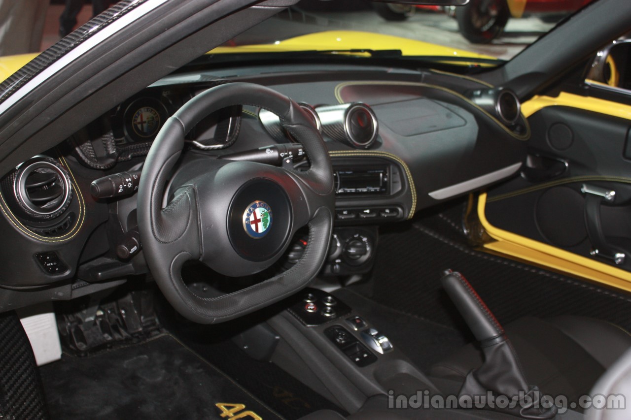 alfa romeo 4c interior