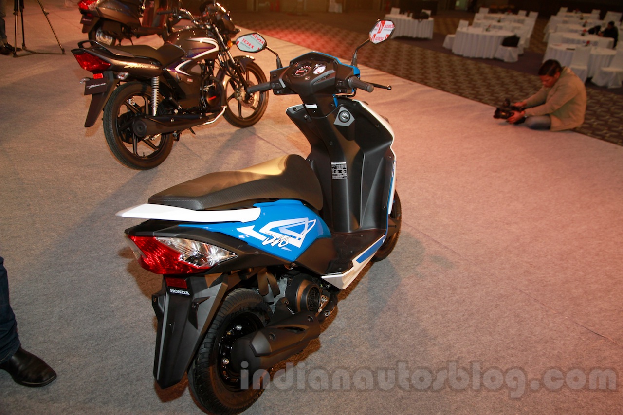 Red Honda Dio Modified Bikes