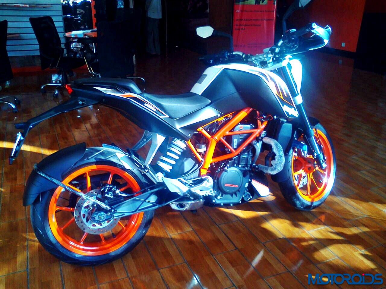 ktm duke 390 rear tyre price