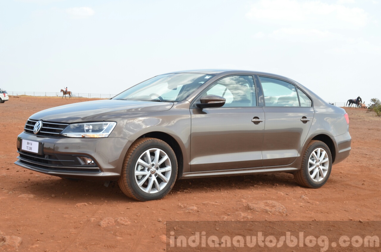 2015 VW Jetta TSI facelift front three quarter Review