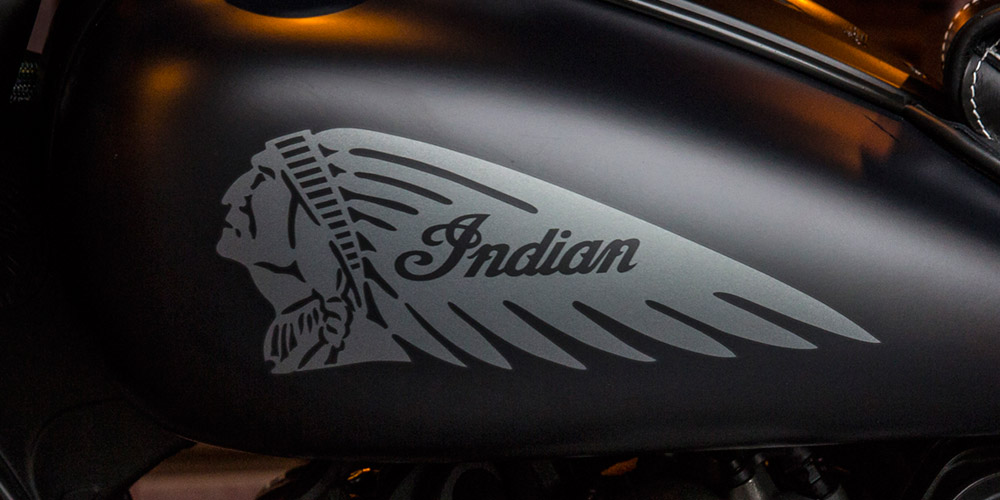 2016 Indian Chief Dark Horse Tank