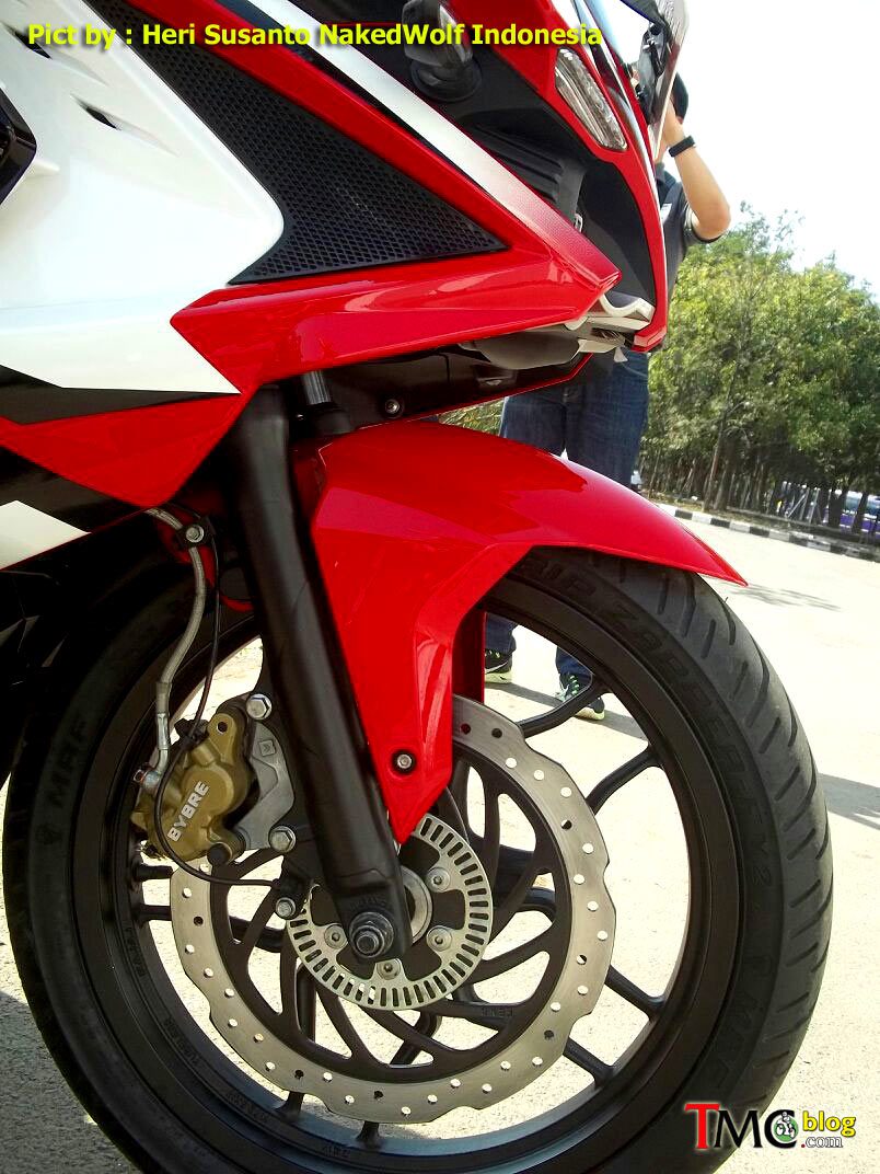 bajaj pulsar alloy wheel price