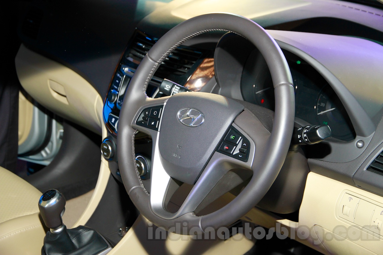 Hyundai Verna facelift steering launch