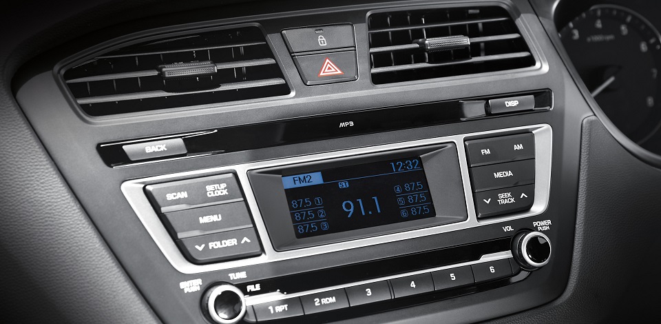 Royal South Toyota >> Hyundai i20 South Africa radio console Royal South Toyota >> Hyundai i20 South Africa radio console