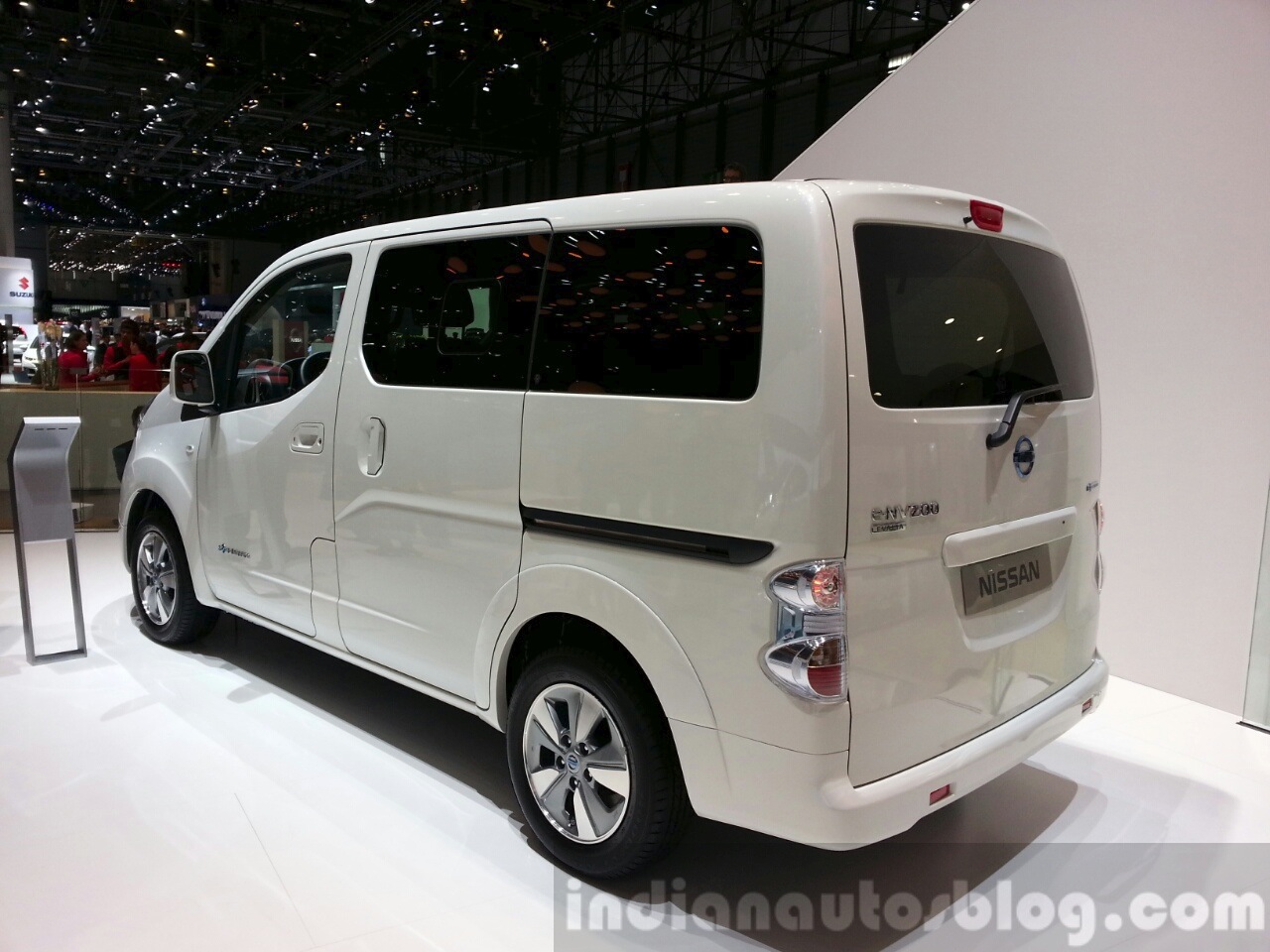 nissan nv200 7 мест