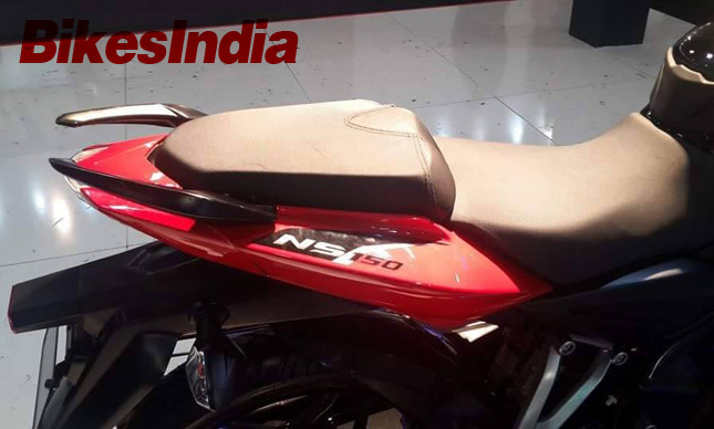 pulsar 150 tail panel online