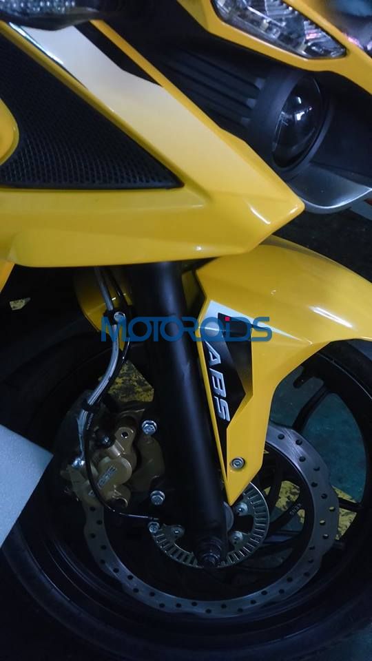 Bajaj Pulsar RS200 ABS dealer demo bike reveals new details