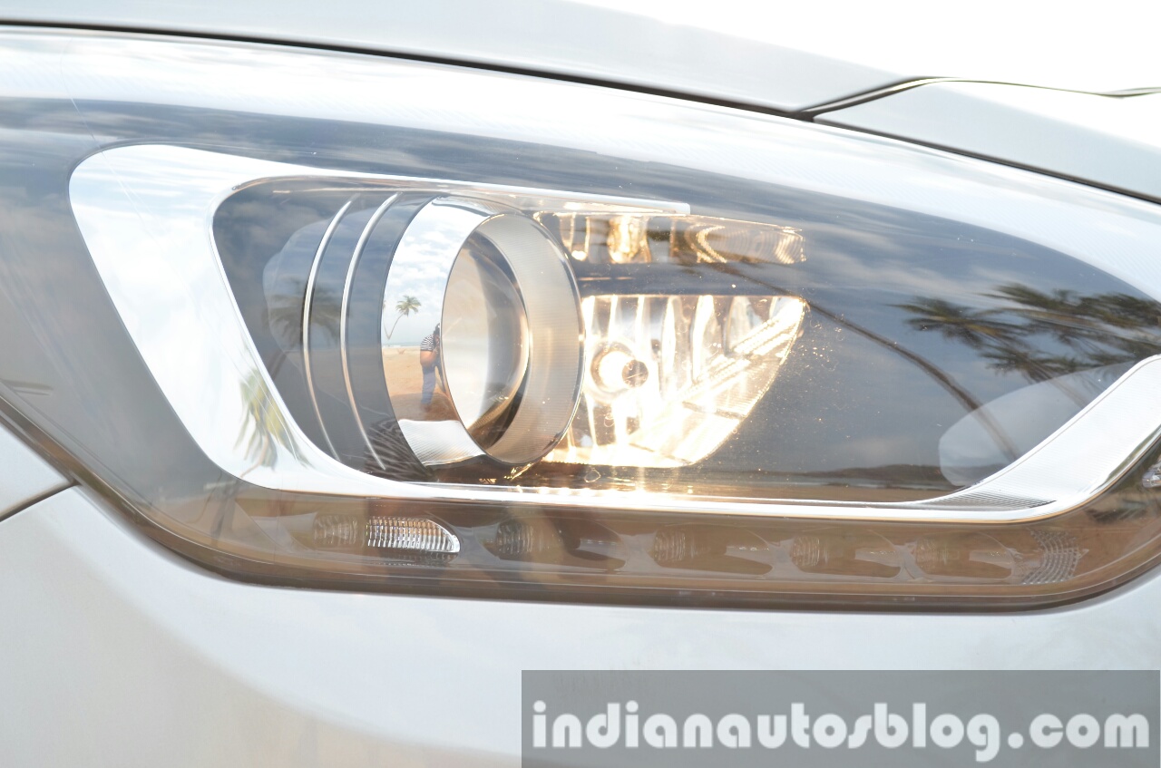Hyundai i20 Active cornering lights