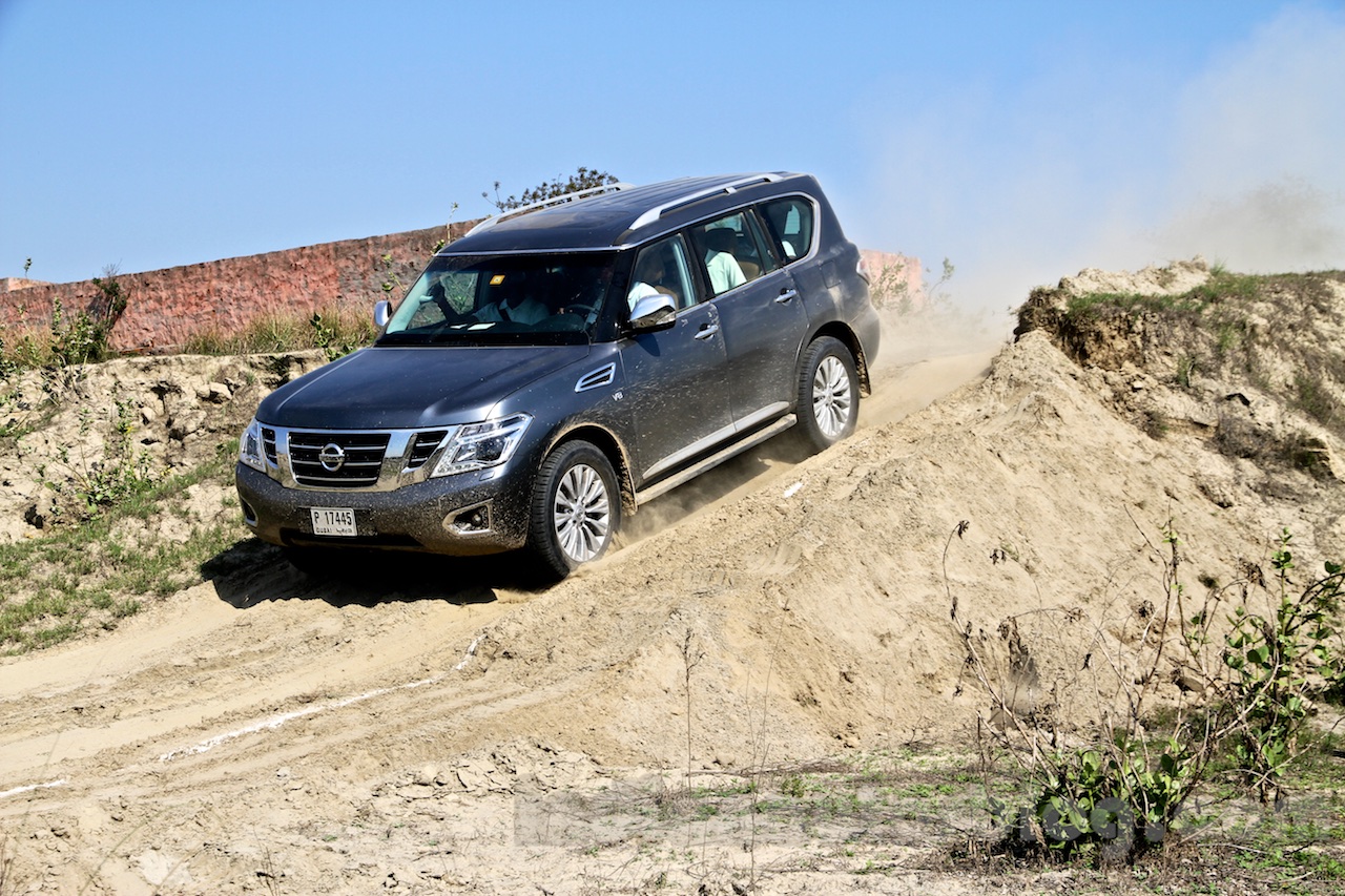 Nissan Patrol India showcase front three quarter(15)