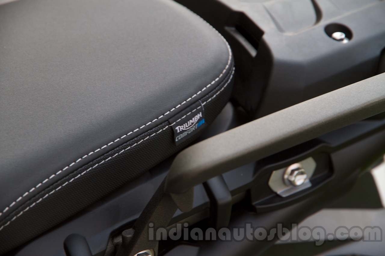 triumph tiger xca seat height