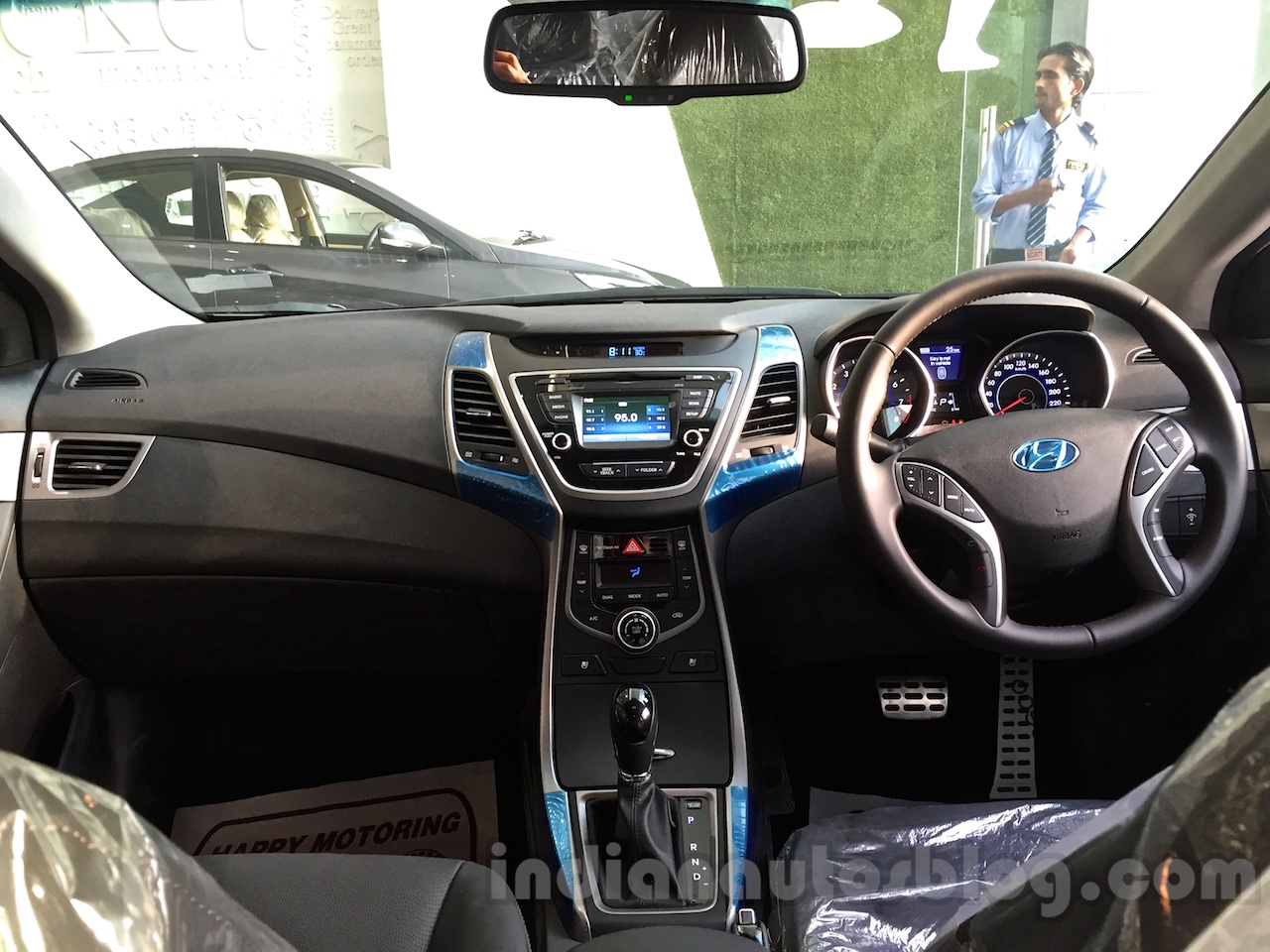 2016 Hyundai Elantra Avante Features Detailed