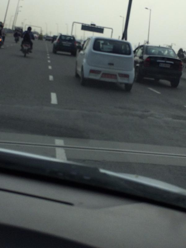 2015 Suzuki Alto rear spied in India