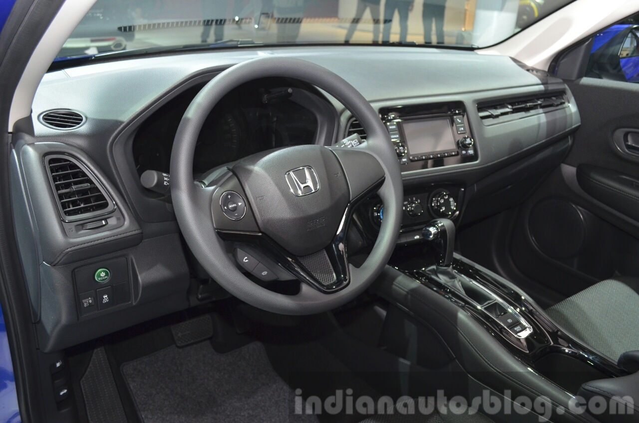 Honda Vezel interior at Auto Shanghai 2015