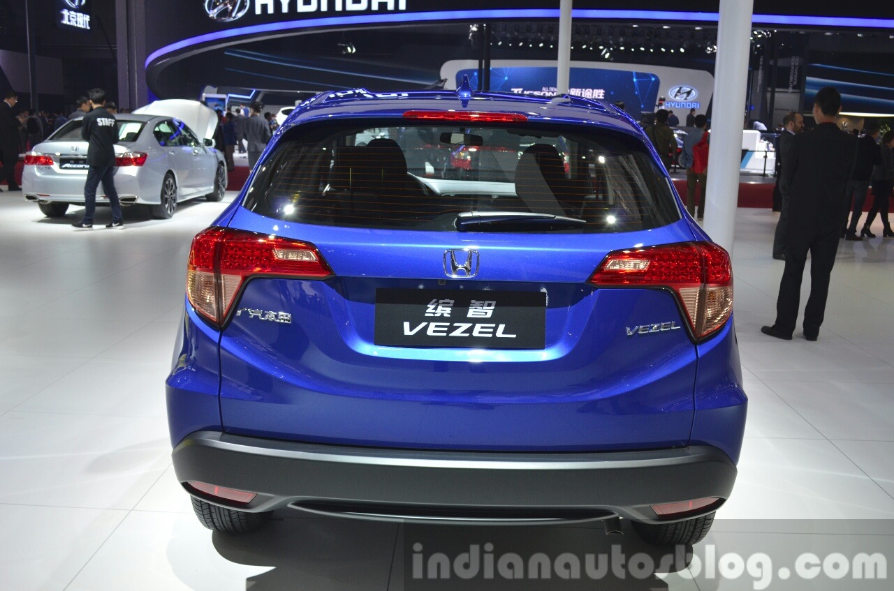 Honda Vezel rear at Auto Shanghai 2015