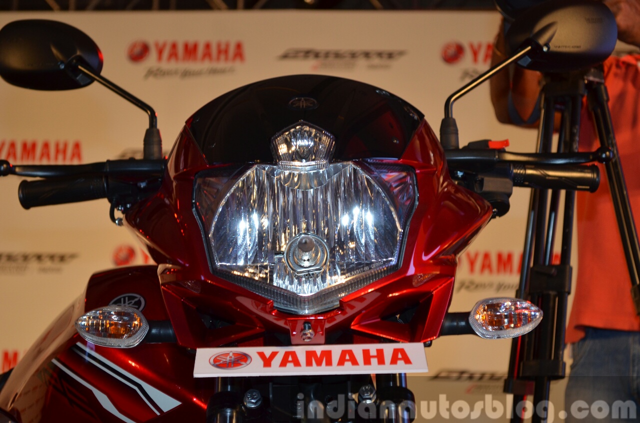 Yamaha Saluto headlight