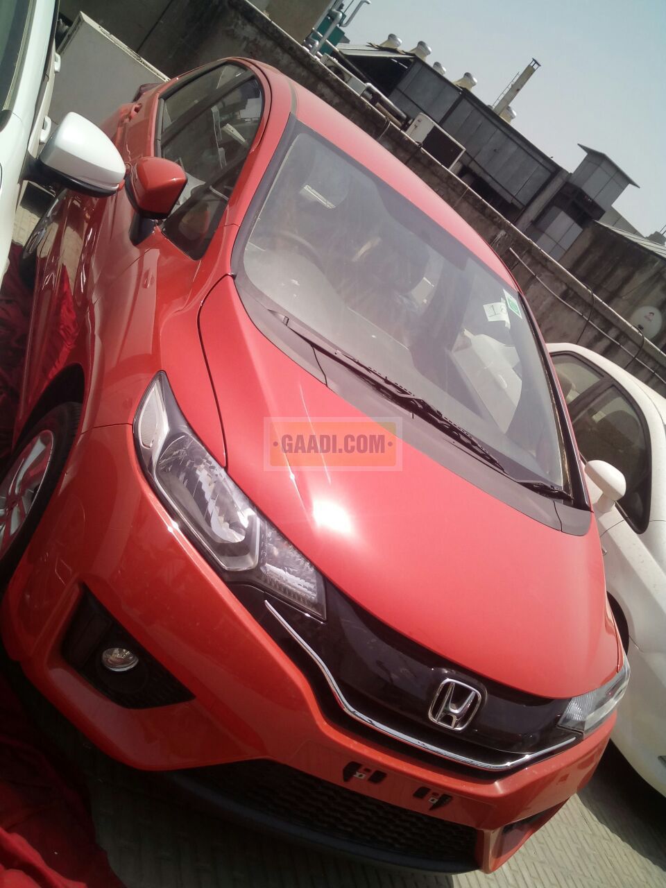 2015 Honda Jazz CVT front fascia spied at dealership