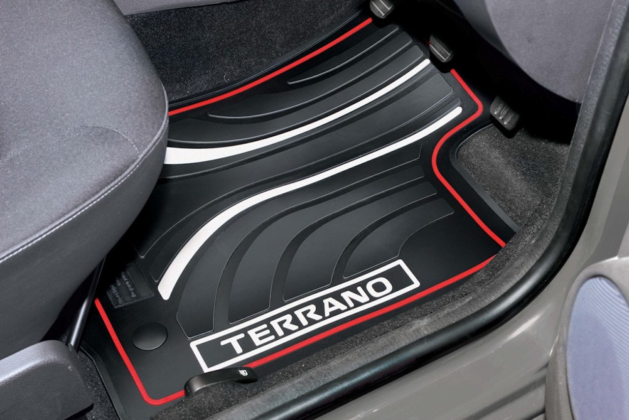 Nissan Terrano Groove Limited Edition floor mat