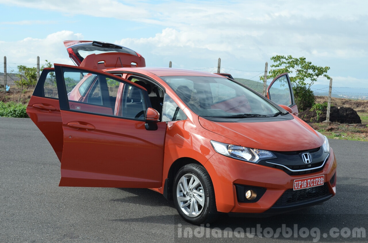 2015 Honda Jazz Diesel Vx Mt Doors Open Front Review